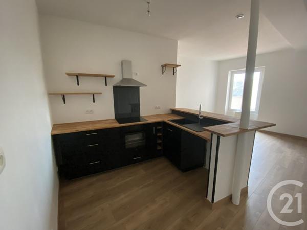 Immeuble à vendre  210 m2 LUCON - 85
