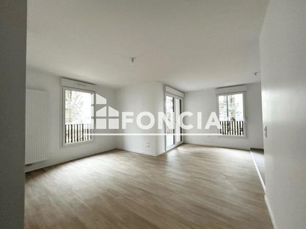 Location Appartement 4 pièces 80.8 m² - 7 RUE ANNE FRANCK Floirac 33270
