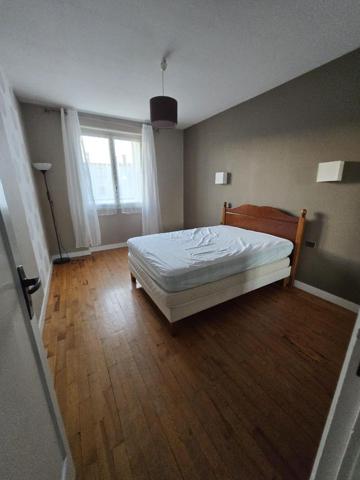 Appartement 3 pièces de 59 m² à Clermont-ferrand