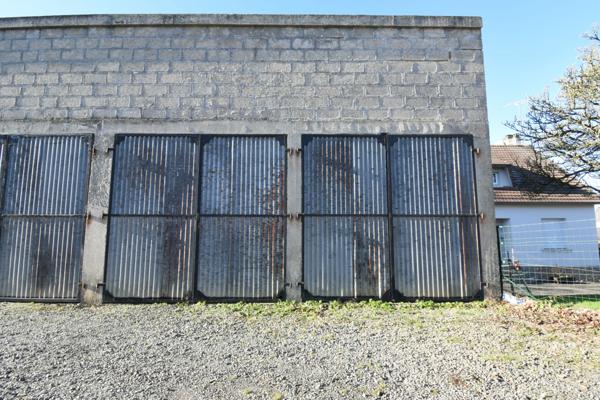 Local/bureau à vendre SOURDEVAL (50)