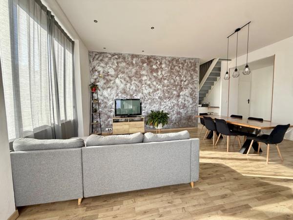 Maison à vendre 4 pièces LE CHAMBON FEUGEROLLES (42)