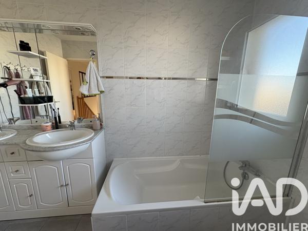 Maison à vendre 4 pièces 80 m² Sainte-Luce-sur-Loire