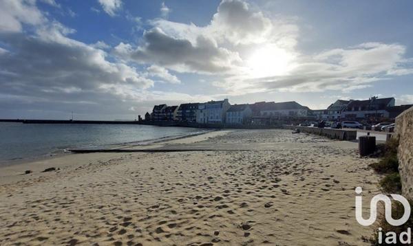 Maison 9 pièces de 210 m² à Ploemeur (56270)