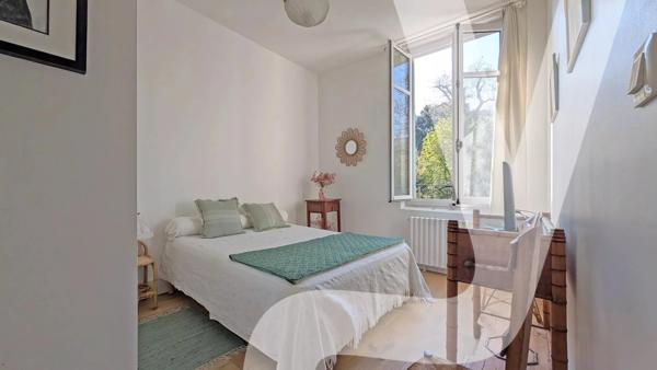Appartement de charme rénové – Hypercentre Arcachon, dans villa arcachonnaise avec parking - 33120 Arcachon - Réf 86872621