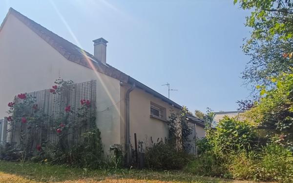 Maison à vendre    5 pièces •  Saint-Pierre-des-Corps