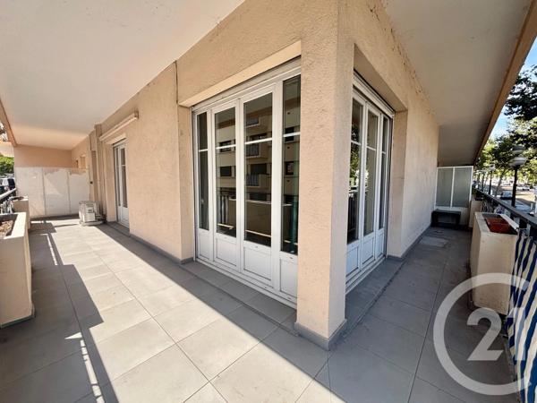 Appartement F3 à vendre  3 pièces - 66,66 m 2   JUAN LES PINS  - 06