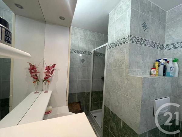 Appartement F3 à vendre  3 pièces - 66,66 m 2   JUAN LES PINS  - 06