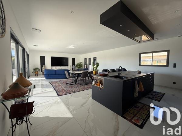Maison à vendre 6 pièces 198 m² Clarensac