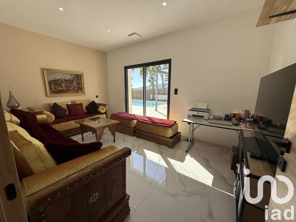 Maison à vendre 6 pièces 198 m² Clarensac