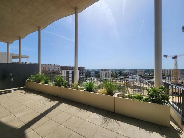 Appartement à BORDEAUX, 33800 - 5 pièces 107m²