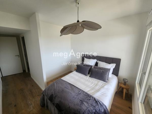 Appartement à BORDEAUX, 33800 - 5 pièces 107m²
