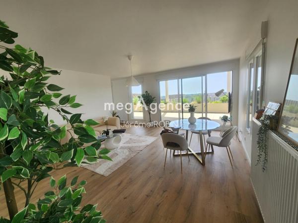 Appartement à BORDEAUX, 33800 - 5 pièces 107m²