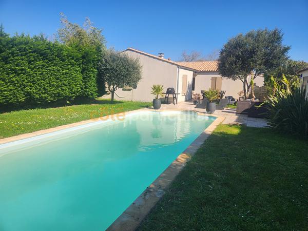 Vente
                Maison155 m² - 8 Pièces -
                    SAINT GEORGES D OLERON (17190)