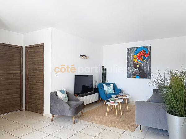 Vente
                Maison155 m² - 8 Pièces -
                    SAINT GEORGES D OLERON (17190)
