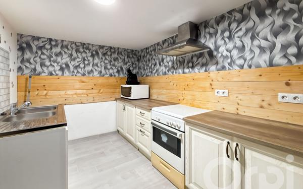 Maison à vendre    5 pièces • 350 m2 Viviers