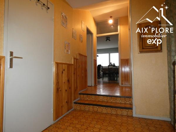 APPARTEMENT T4 AVEC GARAGE