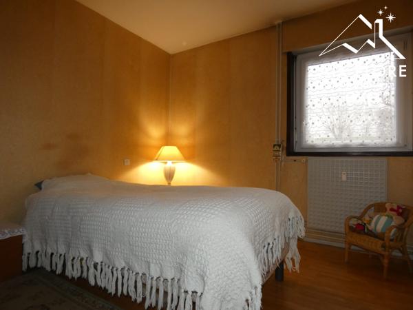 APPARTEMENT T4 AVEC GARAGE