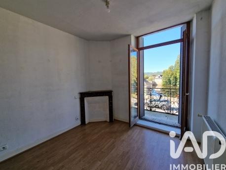 Location appartement 3 pièces 58 m² Terrasson-Lavilledieu