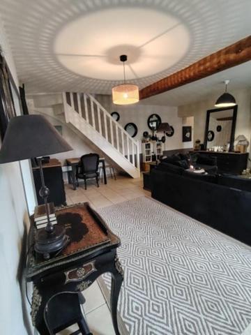 Vendôme sud, charmante maison sans vis-à-vis et grand garage