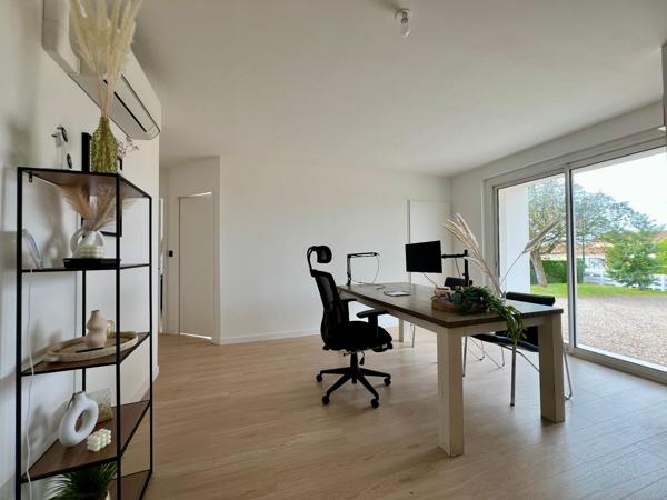 Maison entièrement rénovée - 3 Chambres et 1 Bureau - Plain-pied