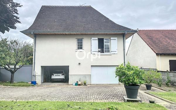 Maison à vendre    4 pièces • 151 m2 Montluçon