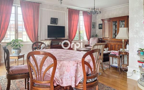 Maison à vendre    4 pièces • 151 m2 Montluçon