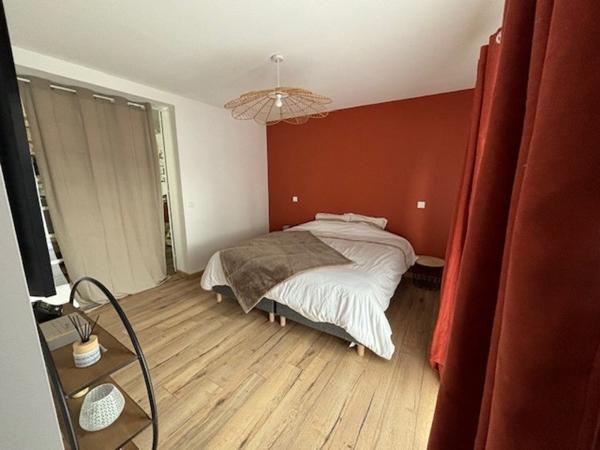 Maison à vendre |  Saint-Pierre-d'Eyraud |  3 pièces | 88 m²