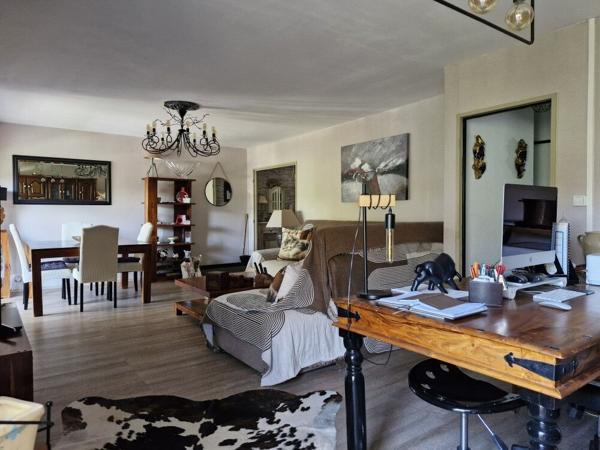 Appartement T3 de 84m2 climatisé et place de parking
