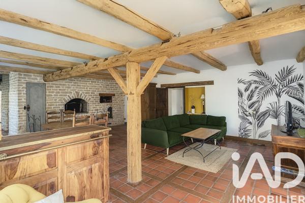 Maison à vendre 7 pièces 236 m² Sainte-Soulle