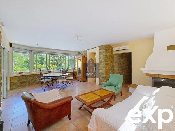 Rare à la vente ! Ancienne bergerie en pierres