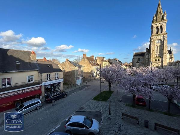 Appartement à louer 4 pièces 88.9m² Alençon (61000)