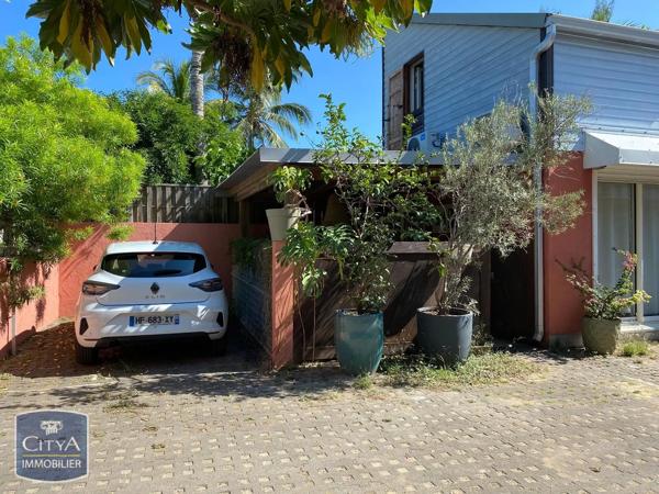 Appartement à louer 5 pièces 72.16m² Saint-Paul (97434)