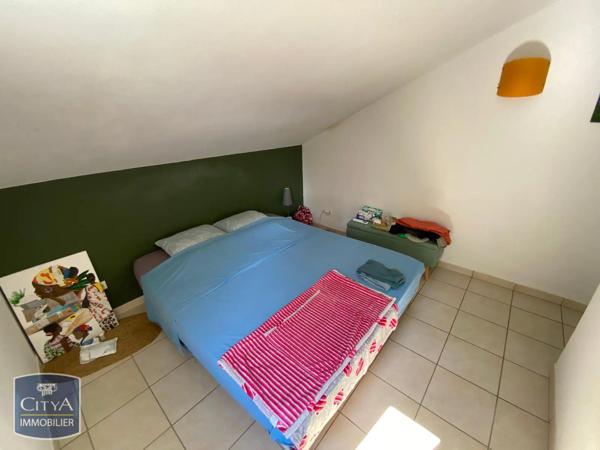 Appartement à louer 5 pièces 72.16m² Saint-Paul (97434)