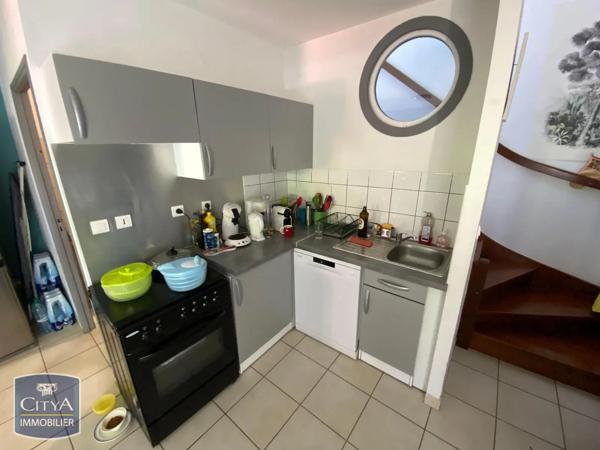 Appartement à louer 5 pièces 72.16m² Saint-Paul (97434)