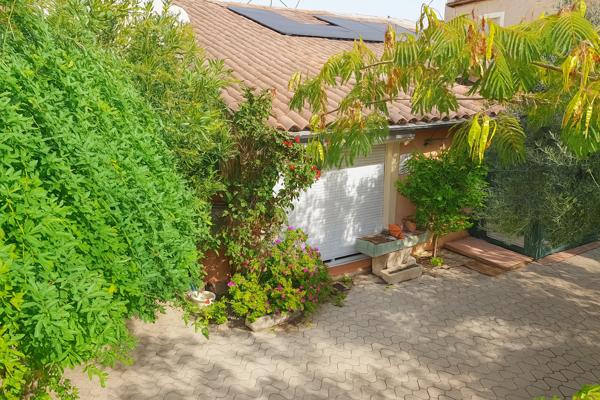 Robion (84440) MAISON AVEC STUDIO INDEPENDANT