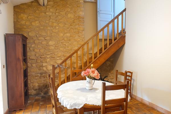 Robion (84440) MAISON AVEC STUDIO INDEPENDANT