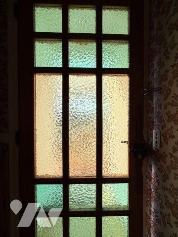 Construite en 1966, cette maison de 88 m² repose sur de solides fondations et un soubassement e...