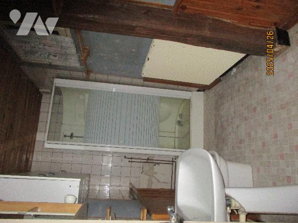 Commune de GRANDPRE- TERMES,  une maison d'habitation à rénover.