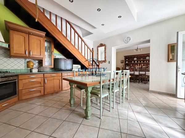 Maison individuelle en pierre – 128 m² – 4 chambres – Terrain 644 m²
