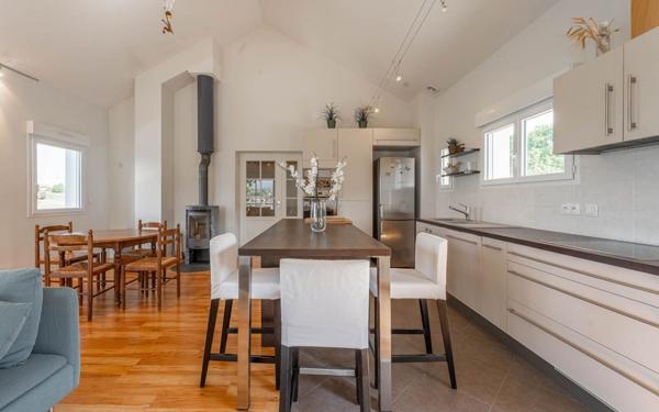 Maison à vendre    5 pièces • 156,59 m2 Machilly