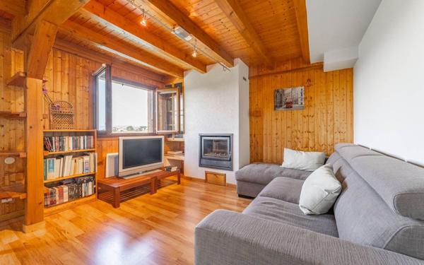 Maison à vendre    5 pièces • 156,59 m2 Machilly