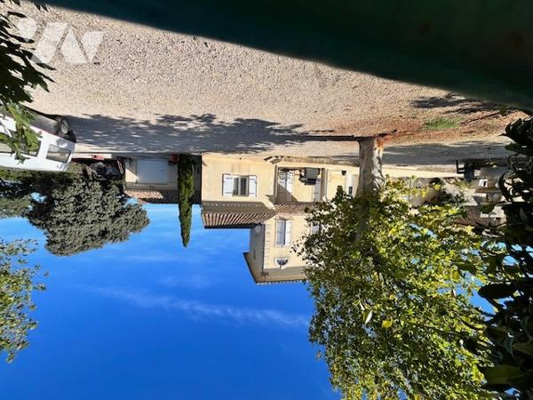 Drôme Provençale, Maison de maître avec extension récente et plus ancien corps de ferme à rénover,