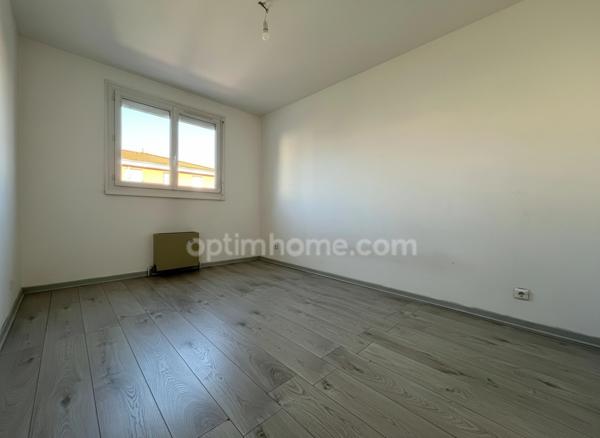 Appartement à vendre 5 pièces MEYZIEU (69)