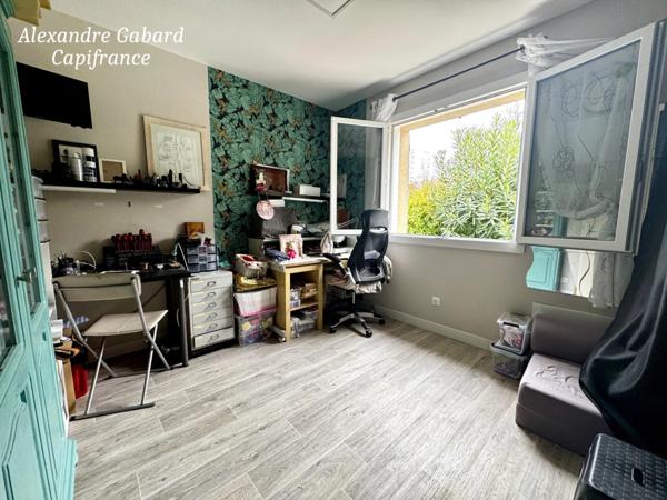 Maison de plain-pied - 3 chambres et bureau - 3 hectares de terrain