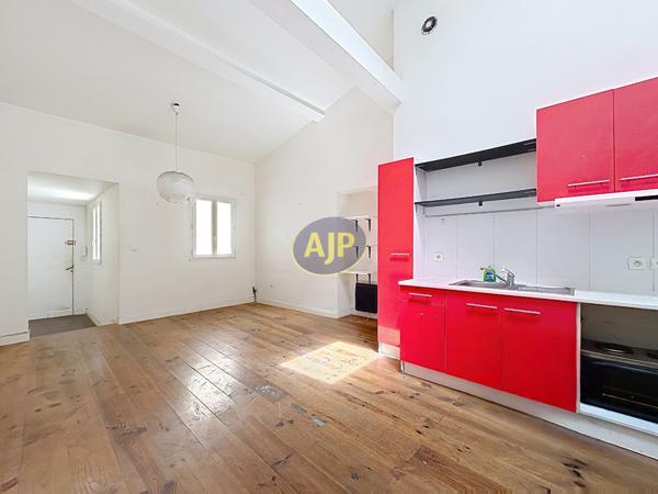 Appartement à vendre Bordeaux - 3 pièces, 53m² avec 2 chambre(s) à 175 000€ - AJP Immobilier Bordeaux Nansouty