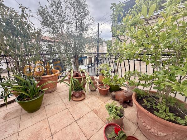 Vente
                Appartement140 m² - 5 Pièces -
                    CARCASSONNE (11000)