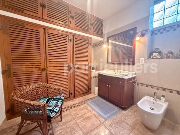 Vente
                Appartement140 m² - 5 Pièces -
                    CARCASSONNE (11000)