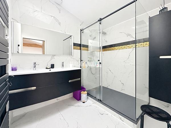 Belle propriété familiale de 188 m2 entre marché et Promenade du Clair de Lune