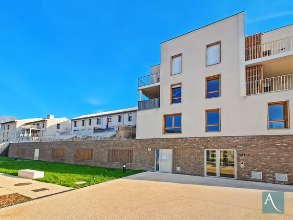 Appartement de Style Maison, de 2024 de 80 m², 3 chambres dans la résidence neuve "Recto Verso" à Arpajon