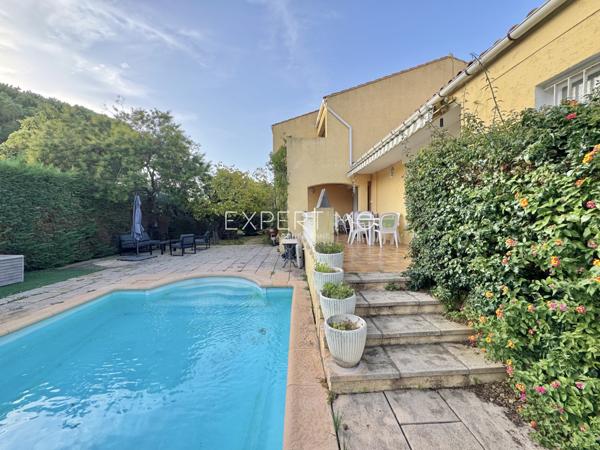 Carqueiranne (83320) Villa avec piscine au Port de Carqueiranne